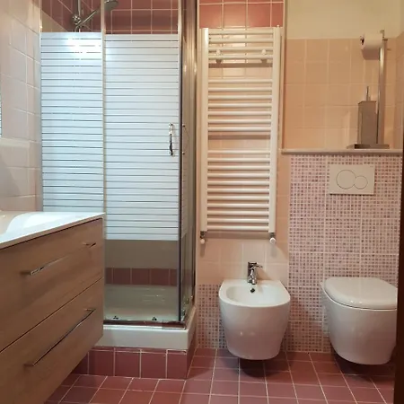 Villaggio Fiorito Casale 피뇨네